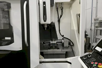 DMG Mori CMX 600 V CNC machine