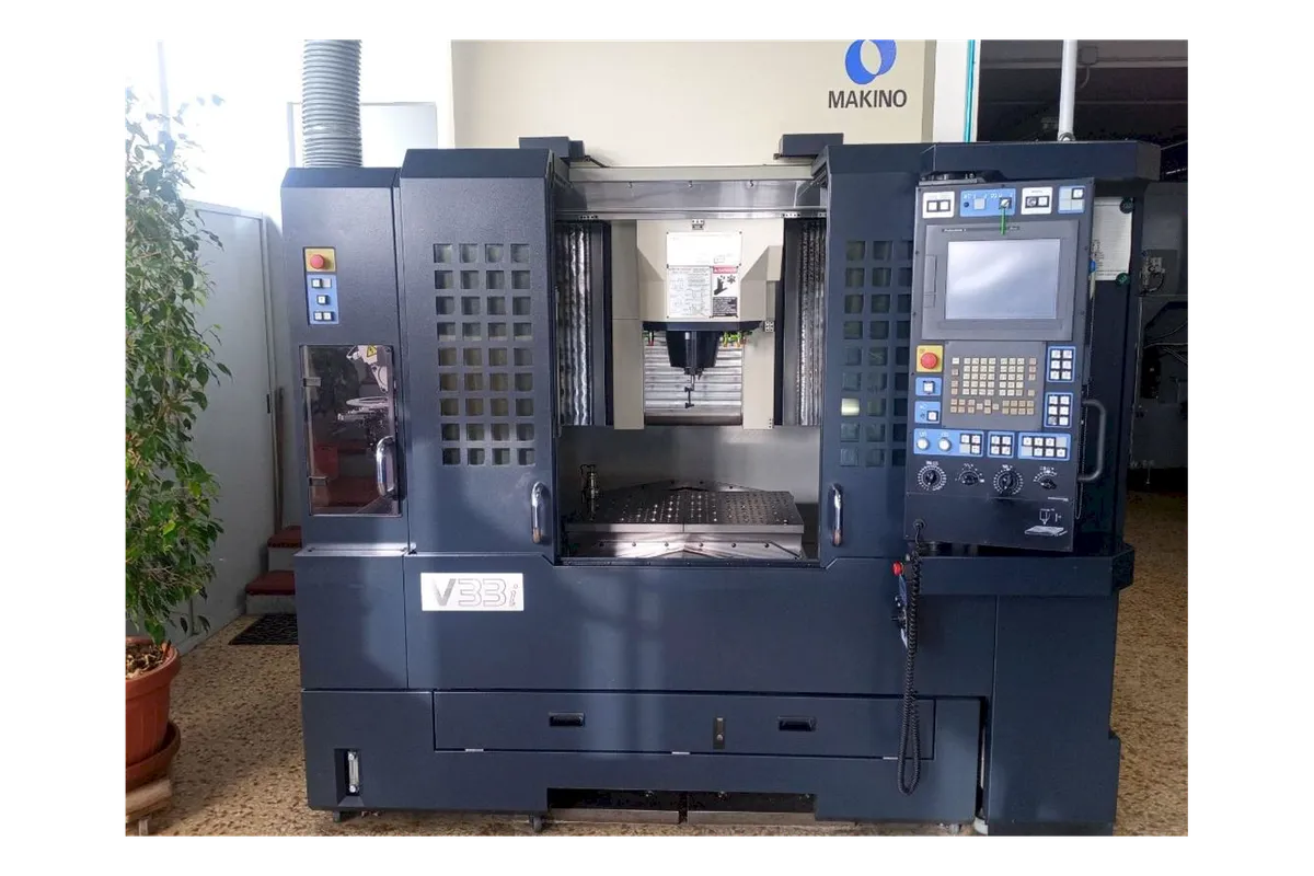 Makino V33i Vertical Machining Centers (VMC)
