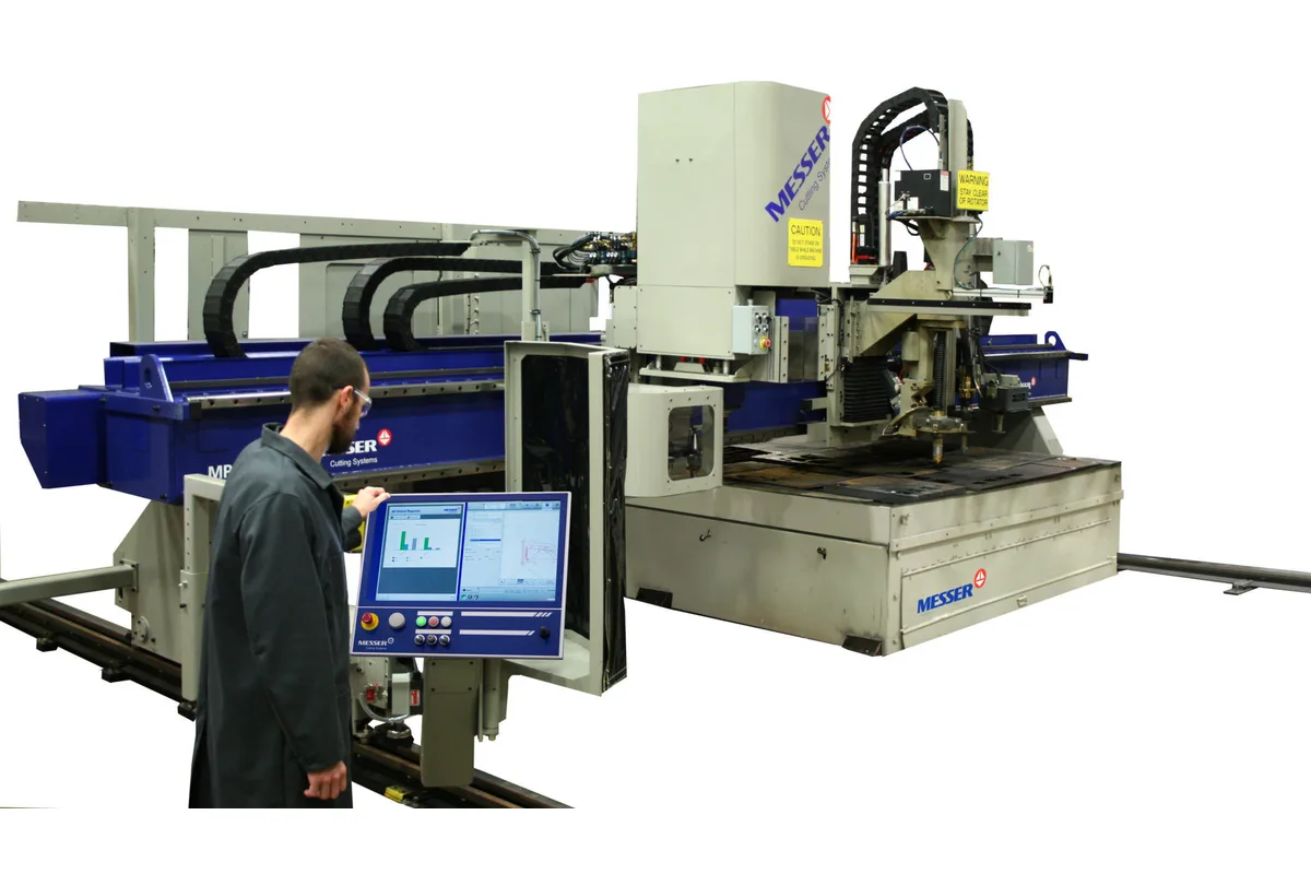 Messer MPC2000 large gantry cutting machine