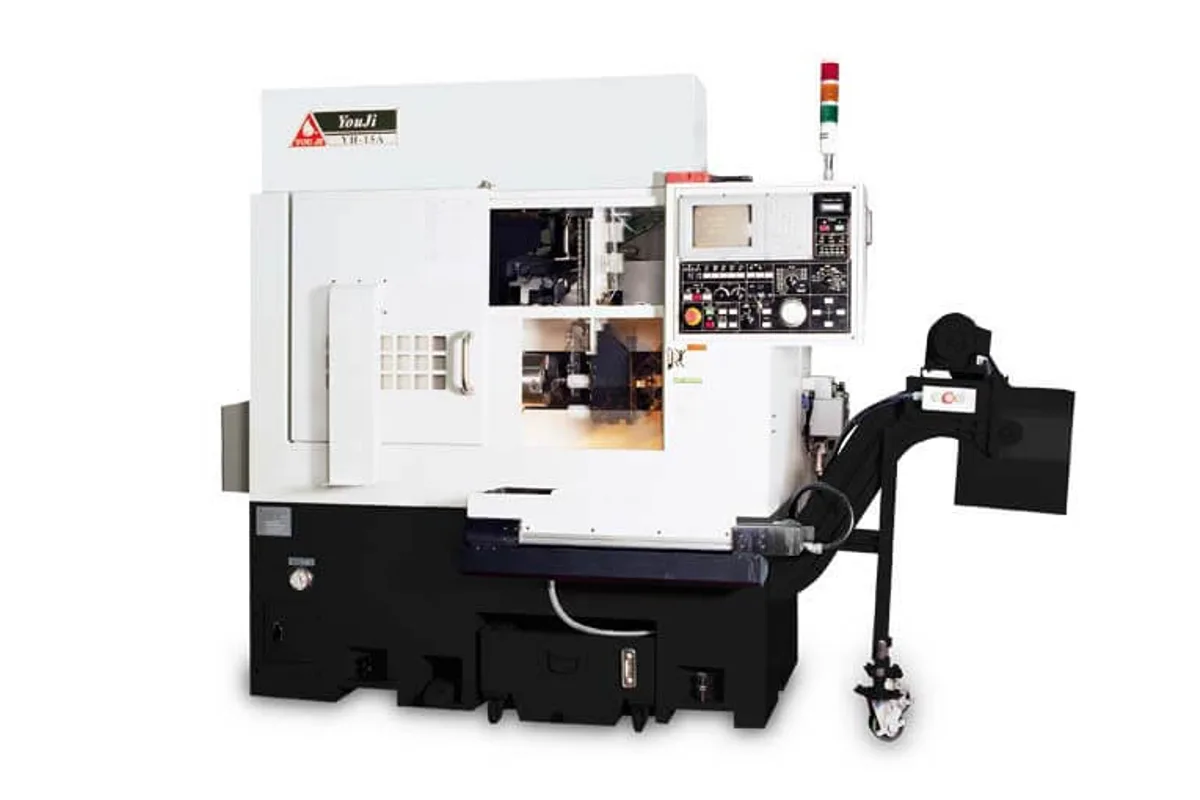 You Ji YH15 CNC horizontal turning lathe